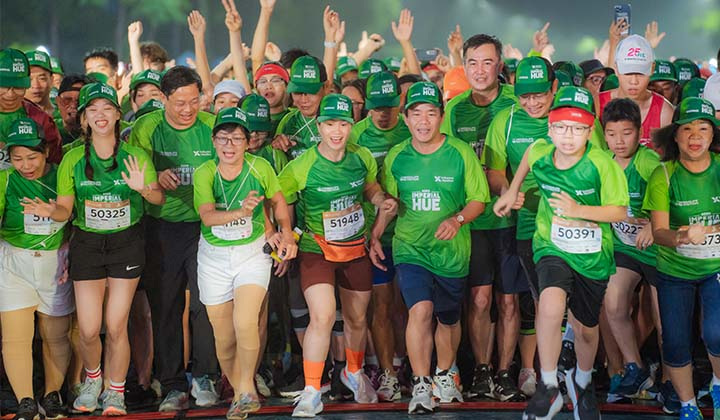 Hơn 10.000 VĐV chạy bộ tranh giải VnExpress Marathon Imperial Huế 2023